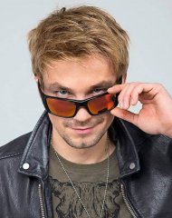 Александр Петров
