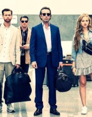 Александра Бортич и Григорий Калинин в фильме Миллиард (2019) на izmailov.TV Александра Бортич и Григорий Калинин в фильме Миллиард (2019) на izmailov.TV