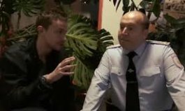 Гриша загадывает Яковлеву автомобильную загадку